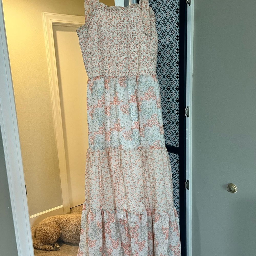 Celebrity Pink Midi dress - Picture 3 of 13